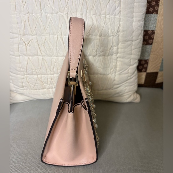 Kate spade pink leather pearl and gold flower embellished mini crossbody tote - Picture 9 of 13